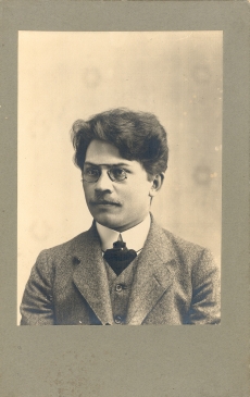 Friedebert Tuglas, umbes 1912