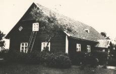 August Kitzbergi kodu - Maie koolimaja Pöögles, ehitatud 1875. a