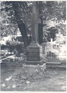 Eisen, M. J.haud Tartus Raadi kalmistul