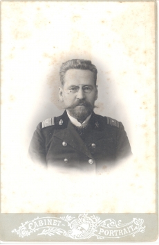 Bornhöhe, Eduard, portree