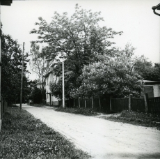 Tartu, Vikerkaare 4 Lüüside maja. Selles majas elasid A. Lüüs, Al. Aspel, A. Oras.