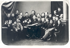 Carl Robert Jakobson Kaasõpetajate Popovi, Konstantinovi ja õpilastega