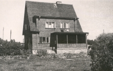 E. Peterson-Särgava tütre Salme Solba maja Tall. Pirita-Kosel, kus kirjanik elas (1941-1944)