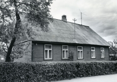 Emmeline Kilgi erakool Jõgeval Gagarini (praegune Aia) tn 22 , kus Betti Alver käis algkoolis. Foto 1982. a 