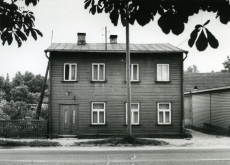 Betti Alveri elukoht Tartus Leningradi mnt (praegune Narva mnt ) 122 II korrusel. Foto 1982. a