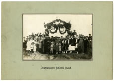 Riigivanem Konstantin Päts (ees keskel) grupifotol Vilsandi saarel