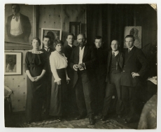 Ants Laikmaa (vas. 5.) oma õpilastega