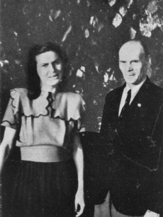 Henrik Visnapuu ja Hõde [Õie Tamm] Geislingenis 1947. a. augustis