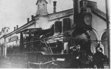 Vedur, millega avati  regulaarliiklus Eesti raudteel. Narva, 1905