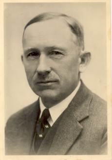 Anton Hansen-Tammsaare 18.I 1935
