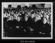 Soome-Eesti III hariduskongress Tartus Vanemuises. Linnapea J. Tõnissoni ja haridusministri J. Jaaksoni vahel Soome saadik. Tartu 06.1939.