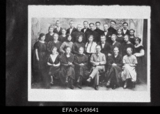 Läänemaa Õpetajate Seminari muusikaringi segakoor. Esireas vasakult 4. dirigent Cyrillus Kreek. 1923