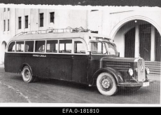 AS Side Pärnu Autobussiliinide Pärnu-Lihula liinibuss Endla teatri ees. 1930